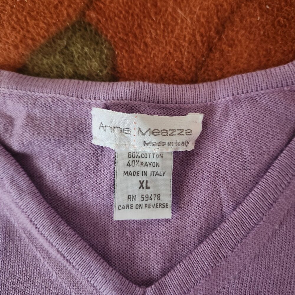 Pull-over sweater